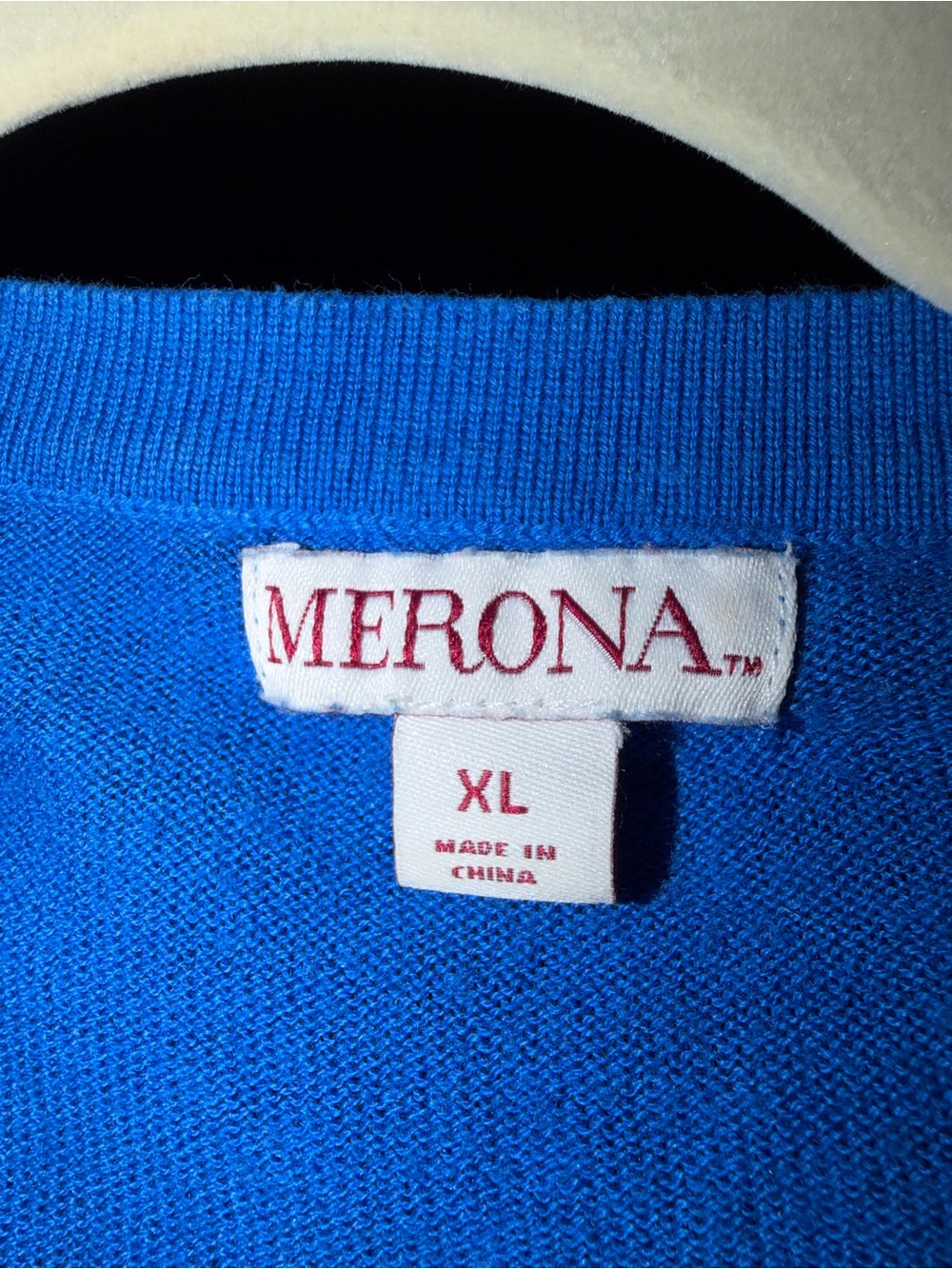 Men Sweater Subcategory Classification - Picture 3 of 7